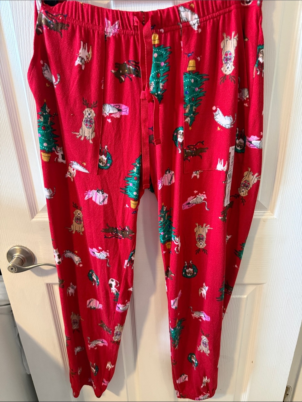 NWT ~ Women’s Joyshun ~ Red Holiday Pajama Pants with Dog, Cat and Tree Print